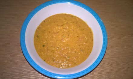 Supă cremă de linte roșie