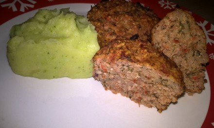 Brioșe aperitiv cu piept de pui, roșii și cous-cous