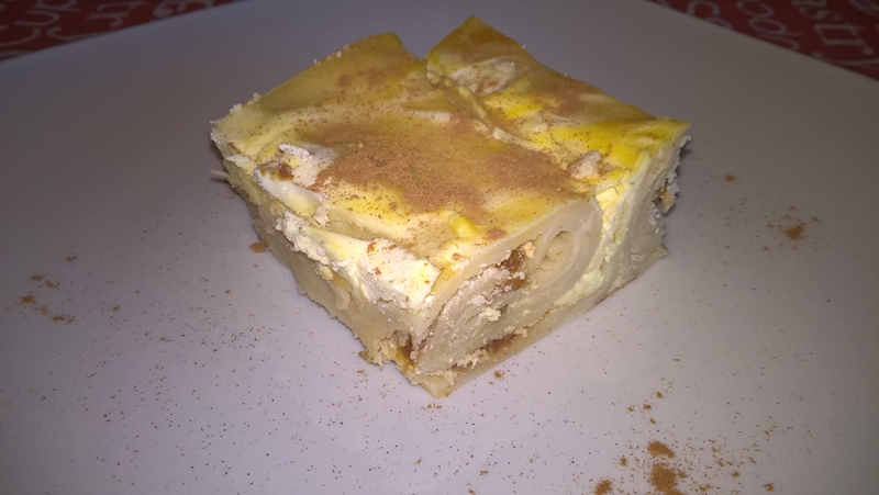 Clătite la cuptor cu brânză de vaci și curmale