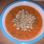 Supă de roșii cu piept de curcan