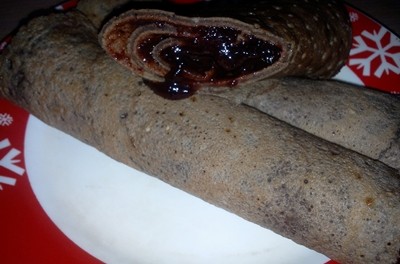 Clătite cu carob și magiun