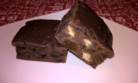 Negresă cu prune și banane