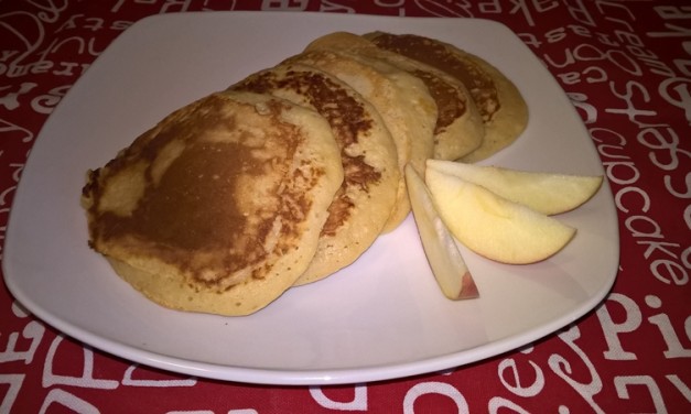 Pancakes cu mere