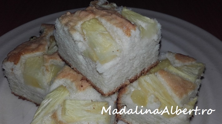 Prăjitură din albușuri cu ananas