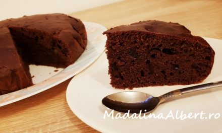 Negresă cu dulceață de vișine